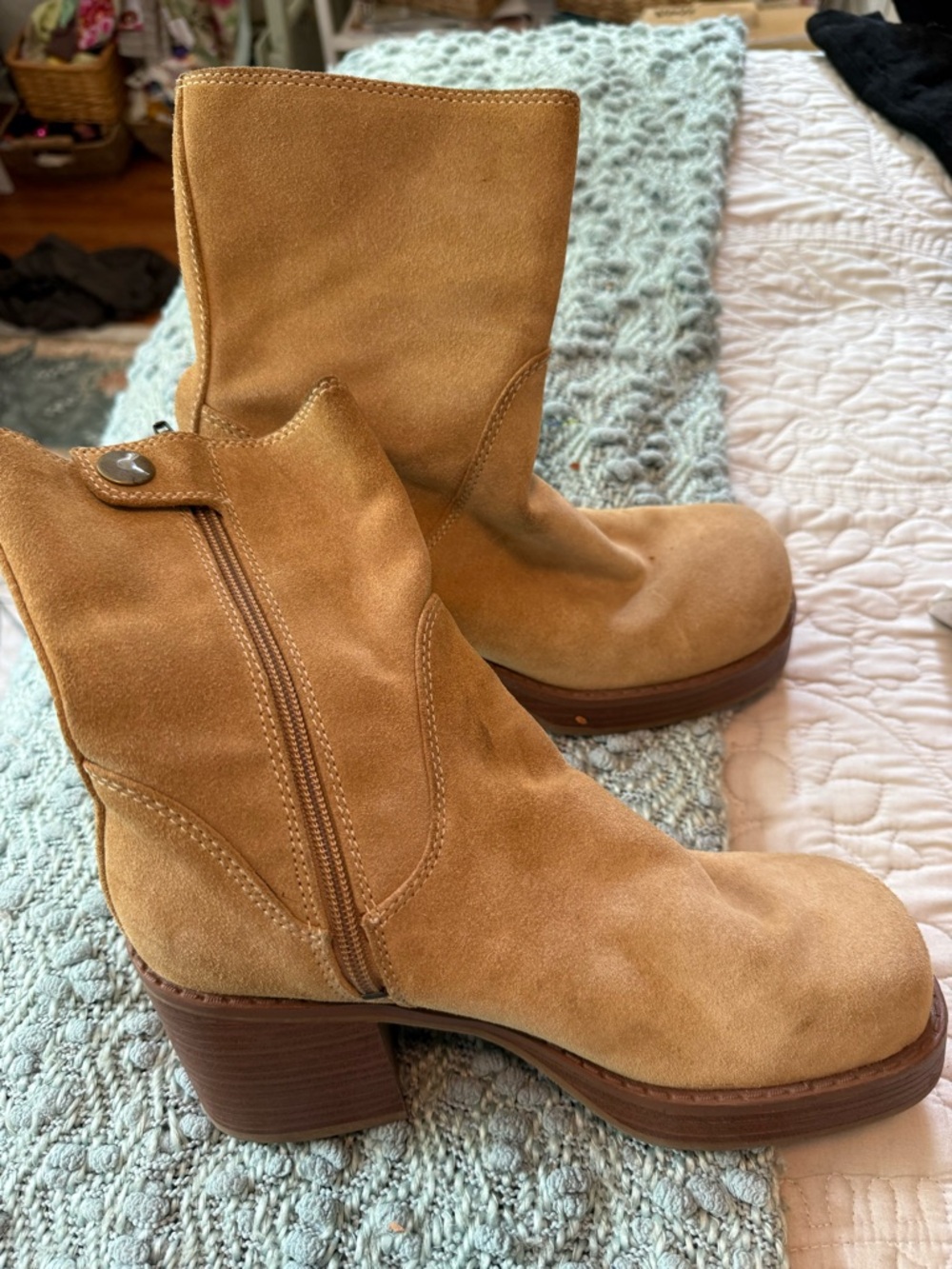 Exhilaration Tan Suede Platform Mid-Calf Boots 8